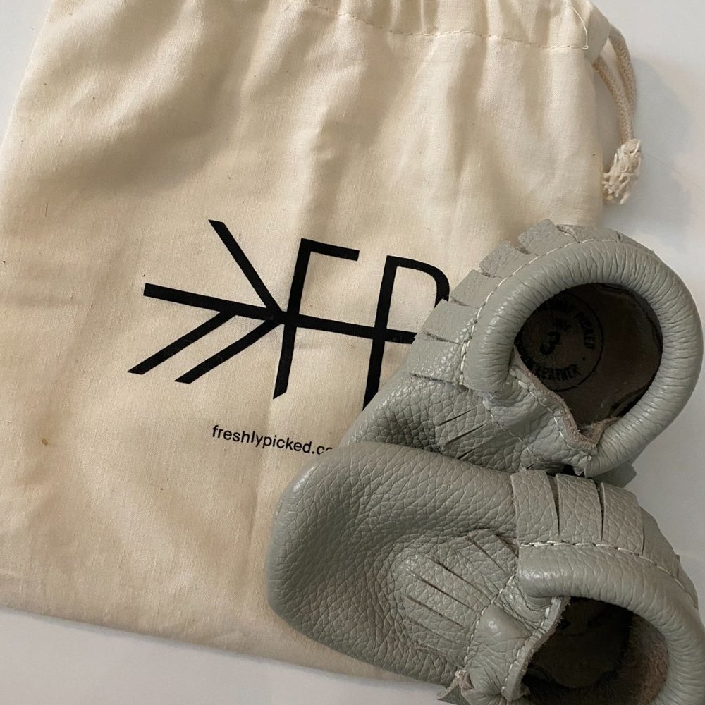 Freshly Picked Moccs (Size 3, Gray)